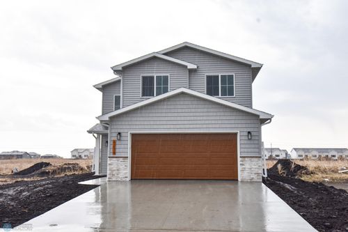 2630 38th Ave S, Moorhead, MN, 56560 | Card Image