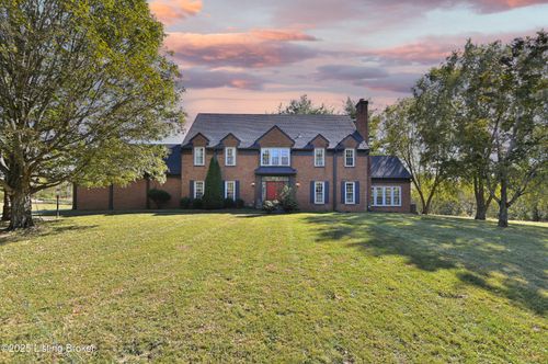 8804 Wolf Pen Branch Rd, Prospect, KY, 40059-8625 | Card Image