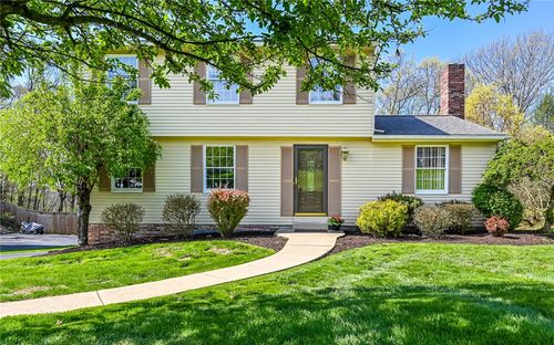 233 Kenney Dr, Sewickley, PA, 15143-8716 | Card Image