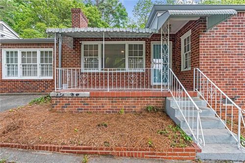 1766 Brewer Blvd Sw, Atlanta, GA, 30310-4750 | Card Image