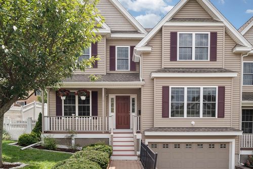 210-210 West St, Needham, MA, 02494-1322 | Card Image
