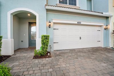 4882 Greenway Dr, Townhouse with 3 bedrooms, 2 bathrooms and null parking in Hollywood FL | Image 2