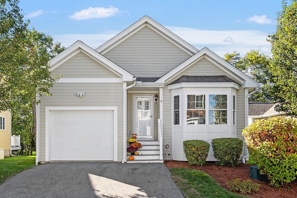Denworth Bell Cir, Haverhill, MA 01835