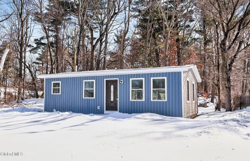 40 Sherwood Dr, Latham, NY, 12110-3516 | Card Image