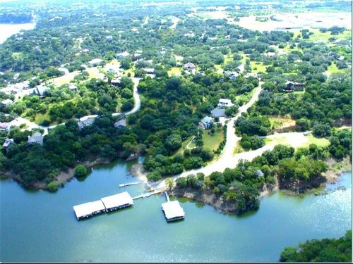 1033 Coventry Rd, Spicewood, TX, 78669-3121 | Card Image