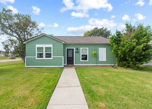 1403 N Avenue F, Freeport, TX, 77541-3405 | Card Image