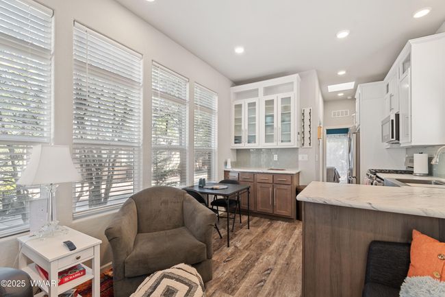Living to Kitchen | Image 4