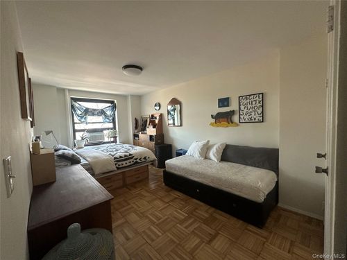apt-5e-193 Clinton Ave, Brooklyn, NY, 11205-3518 | Card Image