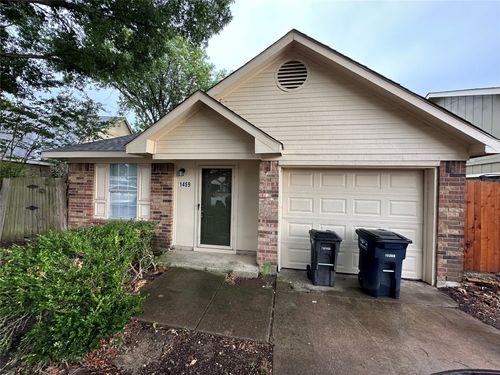 1459 Woodhall Ct, Fort Worth, TX, 76134-5550 | Card Image