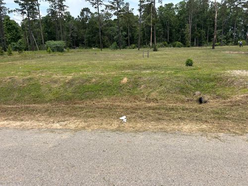 20043 Kincaid Drive, Conroe, TX, 77306 | Card Image