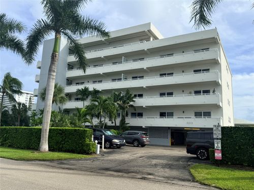 303-3212 Ne 12th St, Pompano Beach, FL, 33062-8149 | Card Image