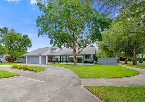 10115 E Calusa Club Dr, Miami, FL, 33186-2343 | Card Image