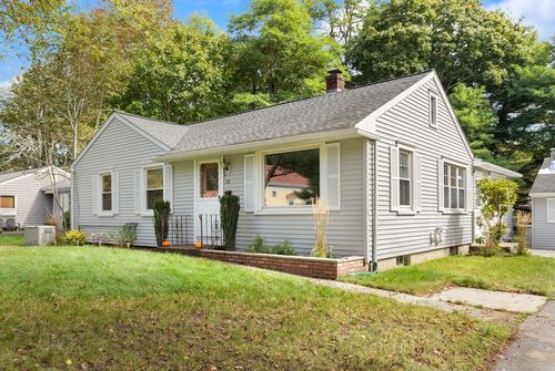 20 Pearse Rd, Swansea, MA, 02777-1330 | Card Image