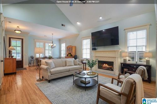652 Preserve Way, HOOVER, AL, 35226-4178 | Card Image