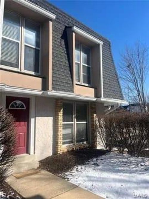 1152-1152 Rue La Chelle Walk, Creve Coeur, MO, 63141-6262 | Card Image