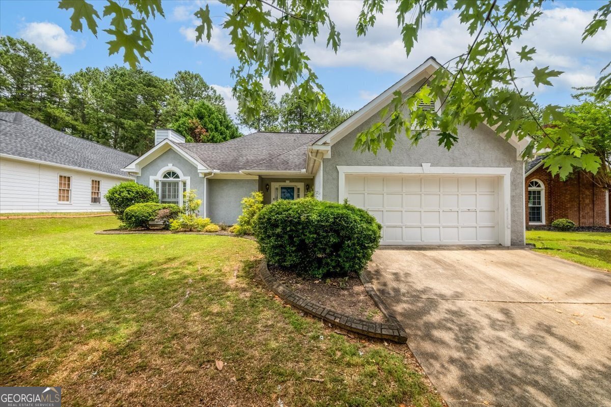Residential Lease in Roswell