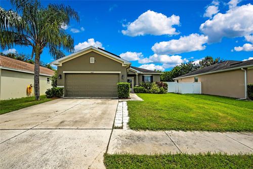 6405 Twin Bridges Dr, ZEPHYRHILLS, FL, 33541-8381 | Card Image