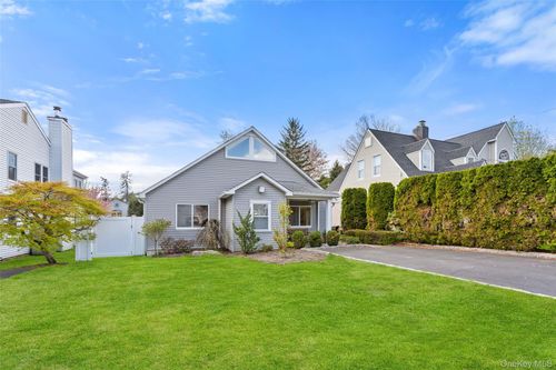 29 Glendale Ave, Armonk, NY, 10504-1918 | Card Image