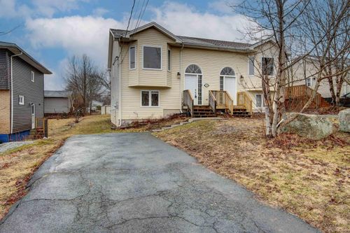 17B Hartlen Ave, Halifax, NS, B3R1R5 | Card Image