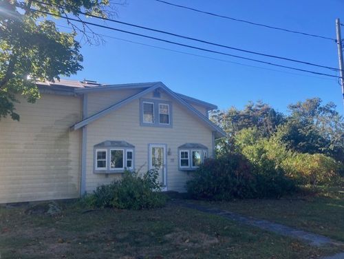 32 Chestnut St., Wareham, MA, 02571 | Card Image