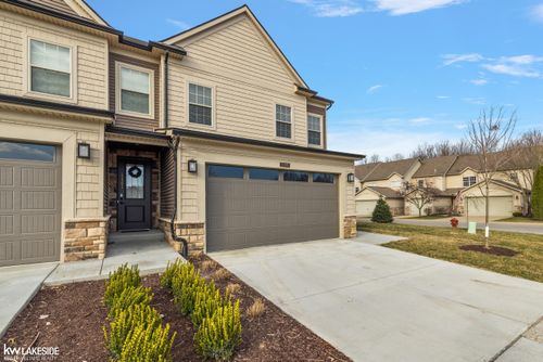 11374 Langfeld Spur, Brighton, MI, 48116-6600 | Card Image