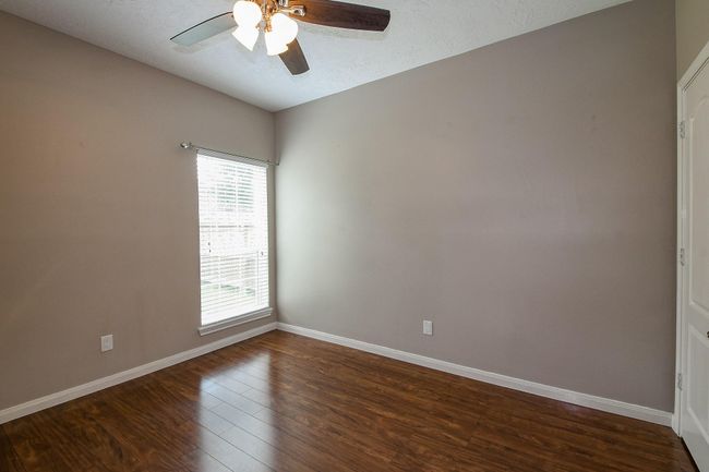 21818 Windsor Castle Dr, House other with 3 bedrooms, 2 bathrooms and 2 parking in Spring TX | Image 25