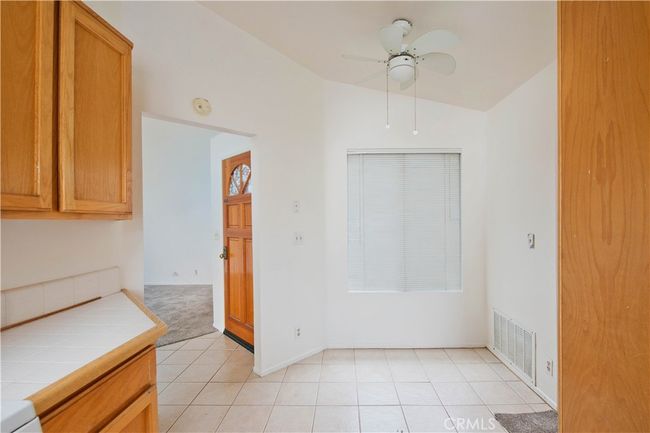 UNIT-164 - 28431 Seco Canyon Rd, Townhouse with 2 bedrooms, 2 bathrooms and 2 parking in Santa Clarita CA | Image 12