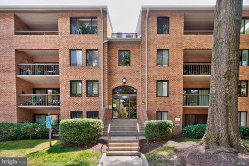 103-5809 Edson Ln, North Bethesda, MD, 20852-2919 | Card Image