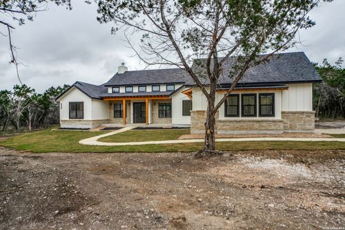 129 Aermotor Ln, Boerne, TX, 78006-3363 | Card Image