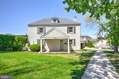 461 W 11th Ave, CONSHOHOCKEN, PA, 19428-1423 | Card Image