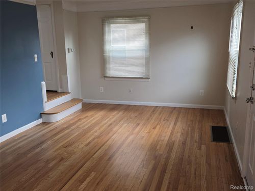 4858 Palmer Street, Dearborn, MI, 48126 | Card Image