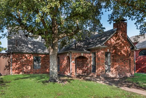 321 Hunters Creek Dr, Mesquite, TX, 75150-8019 | Card Image