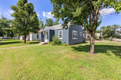 301 S Reno Ave, Burrton, KS, 67020-2016 | Card Image