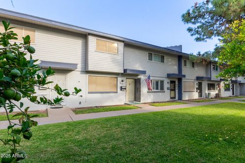 2535 W Rose Ln, Phoenix, AZ, 85017-2001 | Card Image