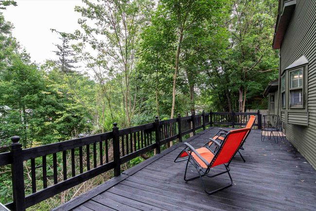 Expansive deck | Image 7