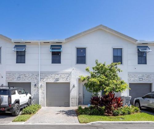 369 Nw 8th Ct, Pompano Beach, FL, 33060-6083 | Card Image