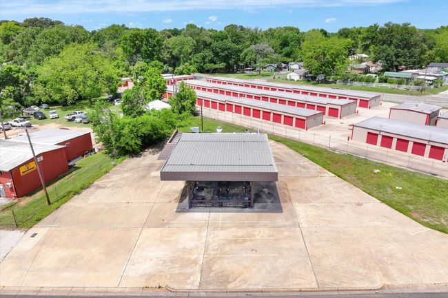 1907 W Oak St, Home with 0 bedrooms, 0 bathrooms and null parking in Palestine TX | Image 37