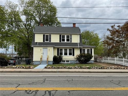 4196 Post Rd, East Greenwich, RI, 02818-4202 | Card Image