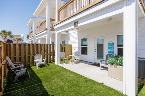 15009 Boca Grandi Dr, Corpus Christi, TX, 78418-1332 | Card Image