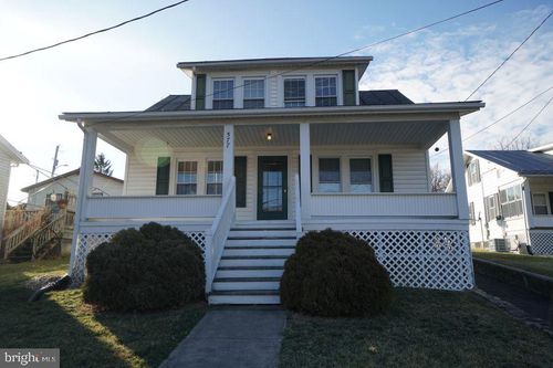 577 N Main St, FRANKLIN, WV, 26807-6661 | Card Image