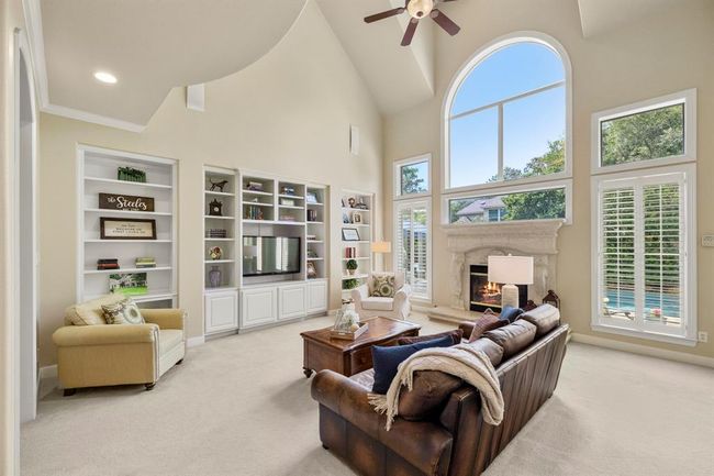 99 S Shawnee Ridge Cir, House other with 4 bedrooms, 4 bathrooms and 3 parking in The Woodlands TX | Image 11
