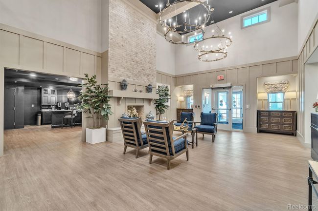 APT-201 - 1957 S Telegraph Rd, Condo with 2 bedrooms, 2 bathrooms and null parking in Bloomfield Hills MI | Image 17