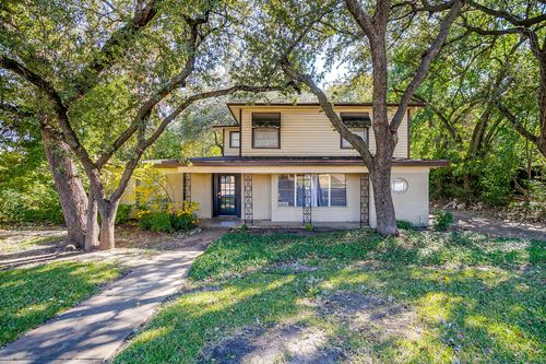 6455 Waverly Way, Fort Worth, TX, 76116-7357 | Card Image