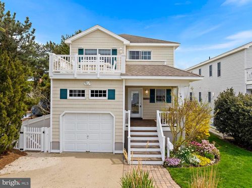 4 E Goldsborough Ave, LONG BEACH TOWNSHIP, NJ, 08008-3726 | Card Image