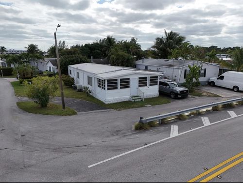 3028 Lakeshore Dr, Fort Lauderdale, FL, 33312-6400 | Card Image