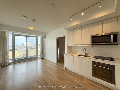 409-32 Forest Manor Road, North York, ON, M2J0H2 | Card Image
