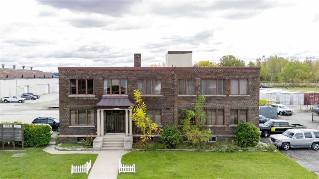 Commercial Sale in Sarnia