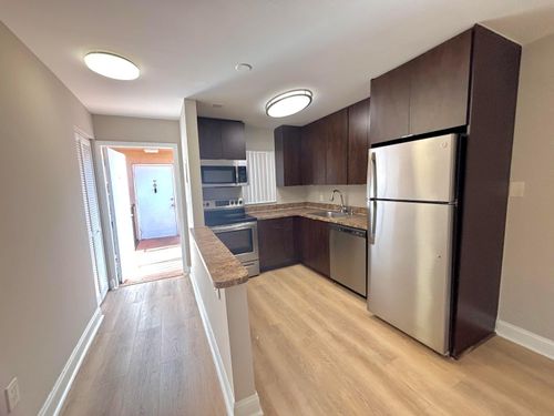 252-650 Sw 2nd Ave, Boca Raton, FL, 33432-5983 | Card Image