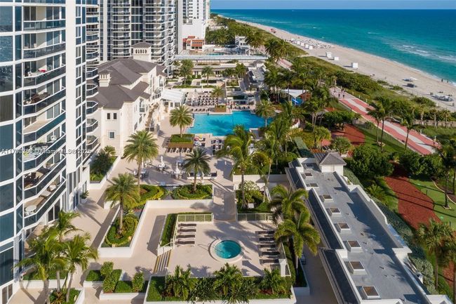 APT-1008 - 4779 Collins Ave, Condo with 3 bedrooms, 2 bathrooms and null parking in Miami Beach FL | Image 32