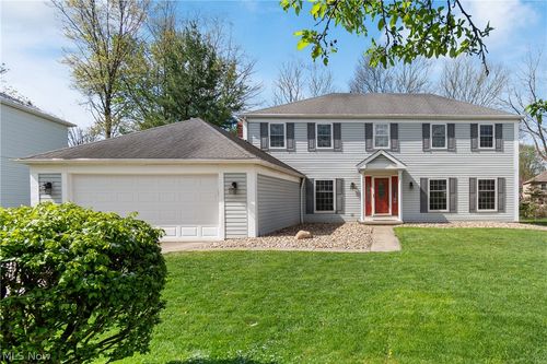 18256 Heritage Trl, Strongsville, OH, 44136-7080 | Card Image